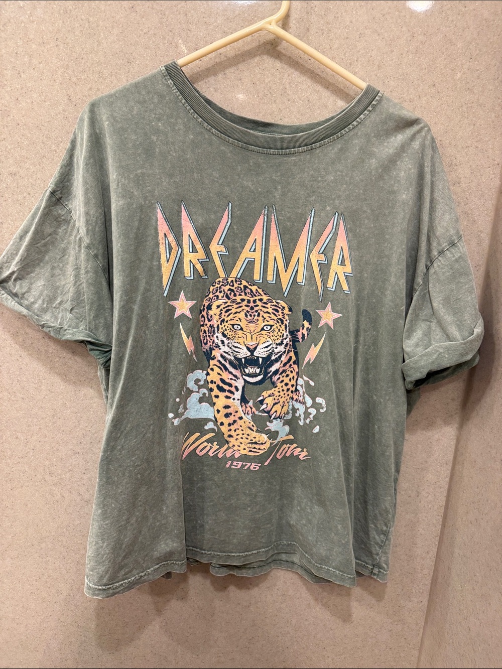 Dreamer Leopard Graphic Tee - Olive Green